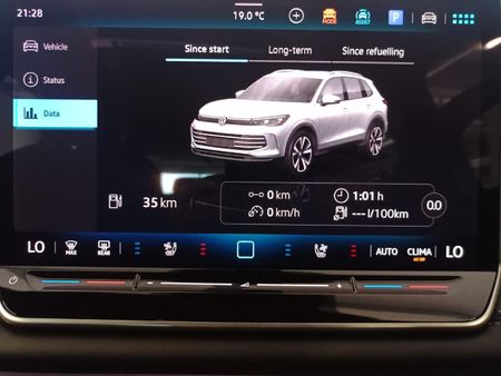 2026-Volkswagen-Tiguan-14TSI-R-Line_19