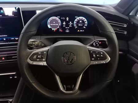 2026-Volkswagen-Tiguan-14TSI-R-Line_21