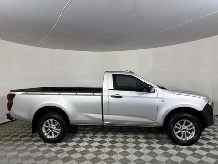 2023-Isuzu-D-Max-19-DDI-HR-L-Auto-Single-Cab_9