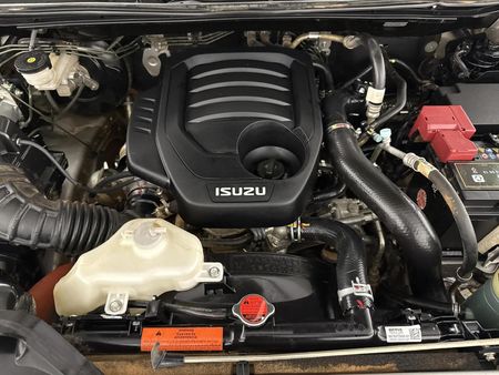 2023-Isuzu-D-Max-19-DDI-HR-L-Auto-Single-Cab_6