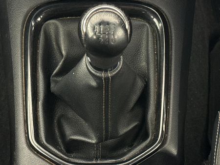 2022-Toyota-Hilux-28-GD-6-Raised-Body-Legend-4x4-Double-Cab_9