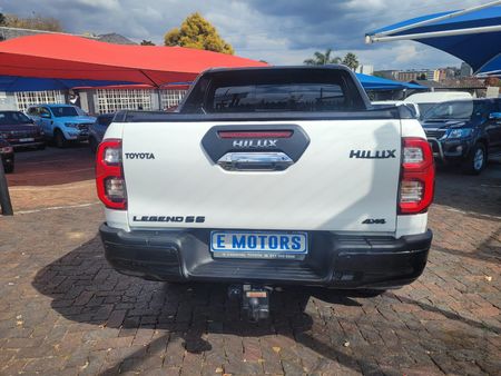2024-Toyota-Hilux-28-GD-6-Raider-4x4-Auto-Double-Cab_15