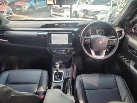 2024-Toyota-Hilux-28-GD-6-Raider-4x4-Auto-Double-Cab_5
