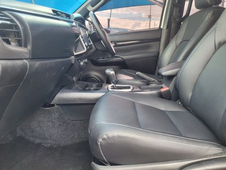 2024-Toyota-Hilux-28-GD-6-Raider-4x4-Auto-Double-Cab_7