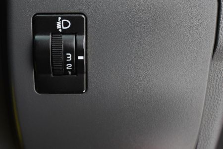 2021-Mahindra-KUV-100-12-K2-Dare_16
