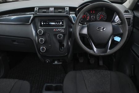 2021-Mahindra-KUV-100-12-K2-Dare_8