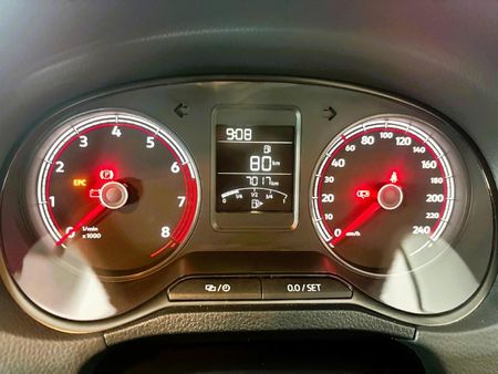 2025-Volkswagen-Polo-Vivo-14_3