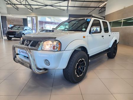 2017-Nissan-NP300-25-TDi-Hi-Rider-Double-Cab_7