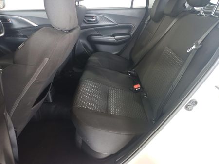 2025-Suzuki-Swift-12-GL-Auto_13