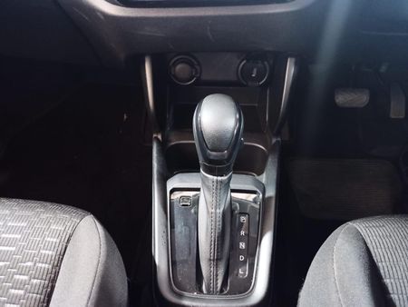 2025-Suzuki-Swift-12-GL-Auto_16