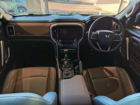 2025-Mahindra-Scorpio-N-22D-4X4-Auto-Z8l_10