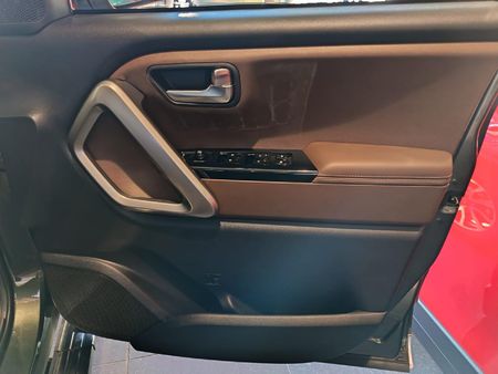 2025-Mahindra-Scorpio-N-22D-4X4-Auto-Z8l_15