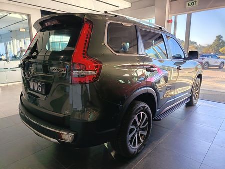 2025-Mahindra-Scorpio-N-22D-4X4-Auto-Z8l_5