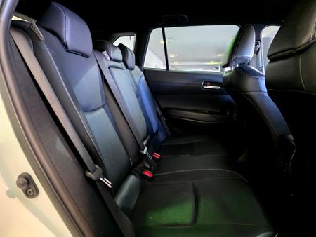 2023-Toyota-Corolla-Cross-18-XS_3