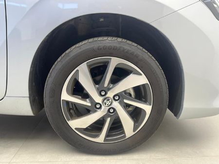 2024-Toyota-Starlet-15-XR_8