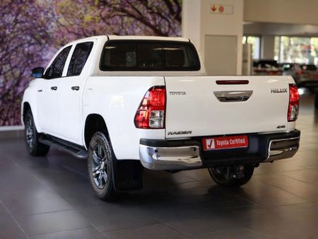 2021-Toyota-Hilux-24-GD-6-Raider-4x4-Double-Cab_9