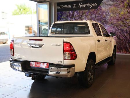 2021-Toyota-Hilux-24-GD-6-Raider-4x4-Double-Cab_11