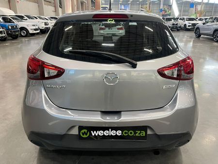 2015-Mazda-2-15-Dynamic-5-dr_3