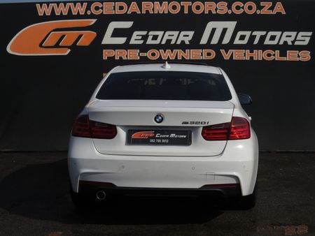 2012-BMW-3-Series-320i-M-Sport-Auto_7