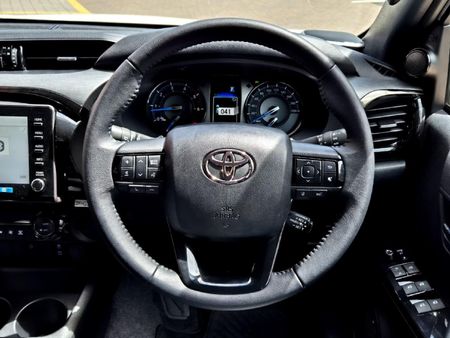 2026-Toyota-Hilux-28-GD-6-RB-Legend-RS-Auto-Double-Cab-mHev_11
