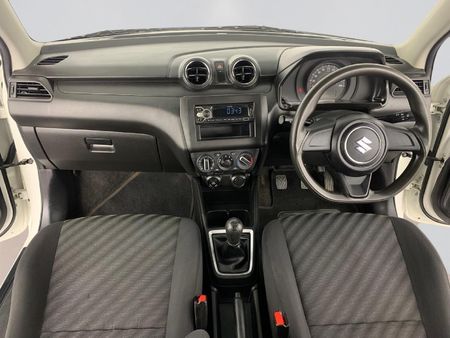 2023-Suzuki-Swift-12-GA_9