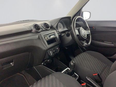 2023-Suzuki-Swift-12-GA_15