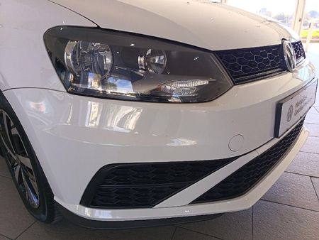 2022-Volkswagen-Polo-GP-14-Trendline_18
