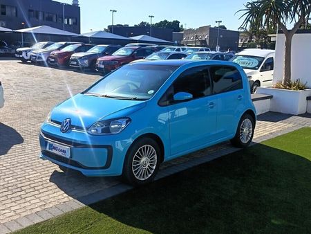 2017-Volkswagen-Up-Move-Up-10-5-dr_2