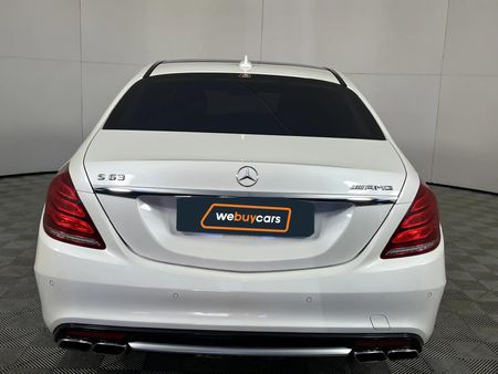 2016-Mercedes-AMG-S-Class-S63-AMG_17