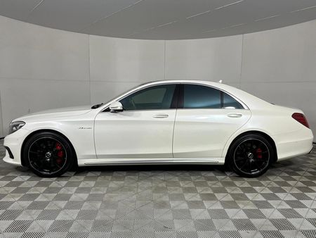 2016-Mercedes-AMG-S-Class-S63-AMG_18