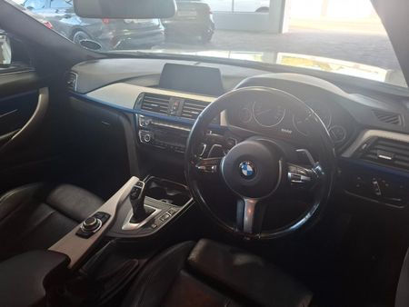 2017-BMW-3-Series-320i-M-Sport-Auto_5