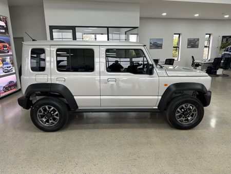 2026-Suzuki-Jimny-15-GLX-AllGrip-5-Door_1