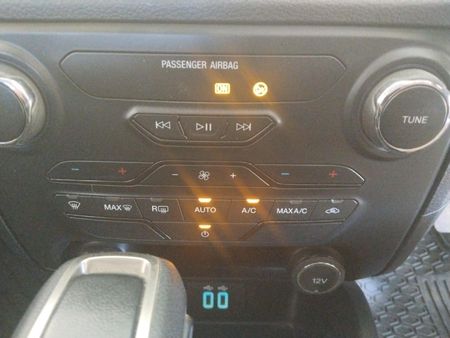 2022-Ford-Ranger-20D-XLT-4x4-Double-Cab_18
