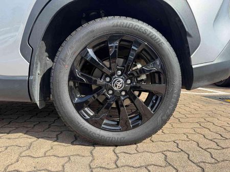 2025-Toyota-Corolla-Cross-18-GR-S_23