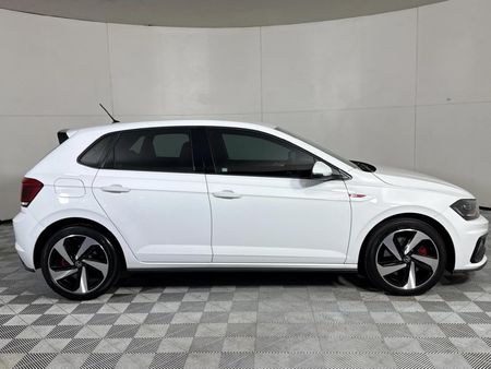 2021-Volkswagen-Polo-20-GTI-Auto-147kW_17