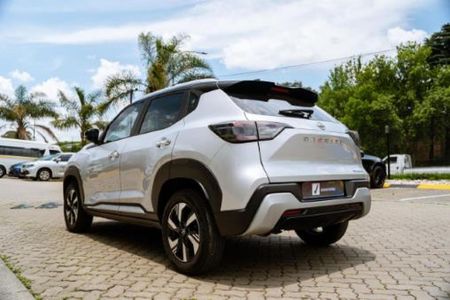 2025-Nissan-Magnite-10-Acenta-Plus-AMT_4