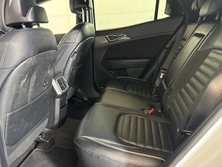 2023-Kia-Sportage-16-T-GDI-GT-Line-S-Auto_3