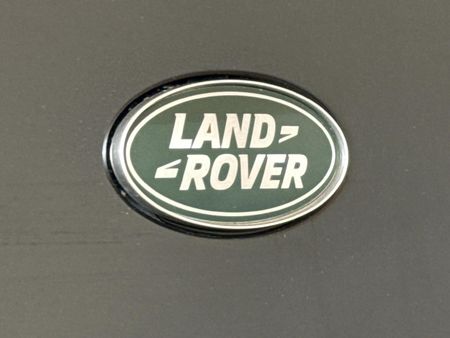 2022-Land-Rover-Defender-110-P400-HSE-294kW_9