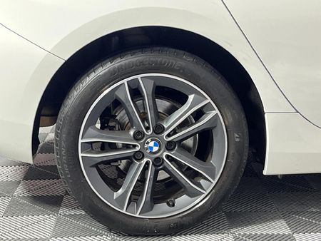 2020-BMW-1-Series-118i-Sport-Line_7