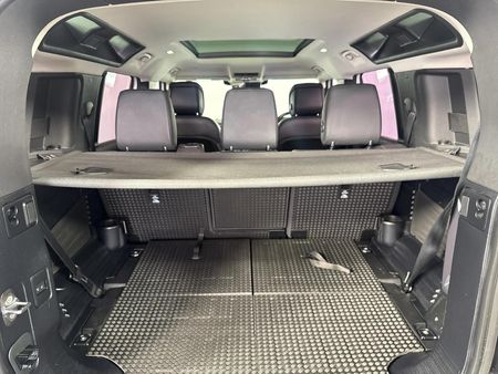 2022-Land-Rover-Defender-110-P400-HSE-294kW_14