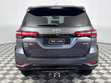 2023-Toyota-Fortuner-28-GD-6-4x4-VX-Auto_18