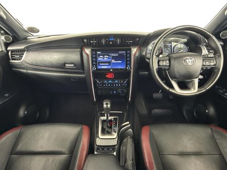 2023-Toyota-Fortuner-28-GD-6-4x4-VX-Auto_1
