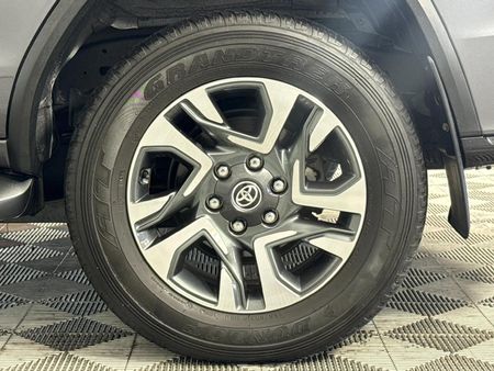 2023-Toyota-Fortuner-28-GD-6-4x4-VX-Auto_6