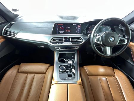 2019-BMW-X5-M50d_1