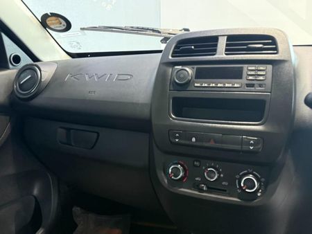 2022-Renault-Kwid-10-Expression_5