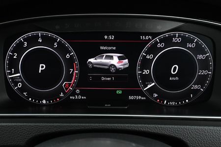 2020-Volkswagen-Golf-VII-GTI-20-TSI-Auto-TCR_17