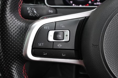 2020-Volkswagen-Golf-VII-GTI-20-TSI-Auto-TCR_18