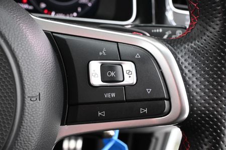 2020-Volkswagen-Golf-VII-GTI-20-TSI-Auto-TCR_19