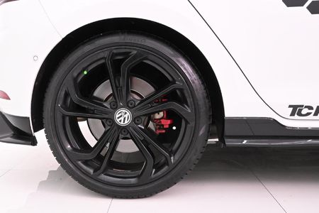 2020-Volkswagen-Golf-VII-GTI-20-TSI-Auto-TCR_5