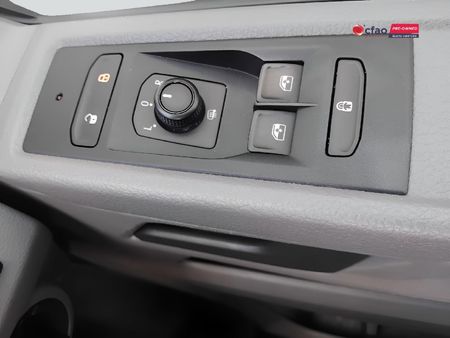 2024-Volkswagen-Kombi-T61-20-TDI-110kW-Auto-Trendline_17